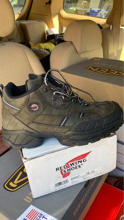 Red wing shoes model 6667