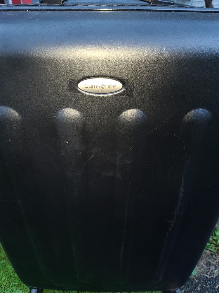 Luggage Like New Big