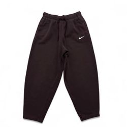 Nike Sportswear Collection Essentials Women's Fleece Curve brown Pants