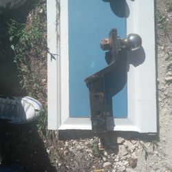 Single Ball Tow Hitch