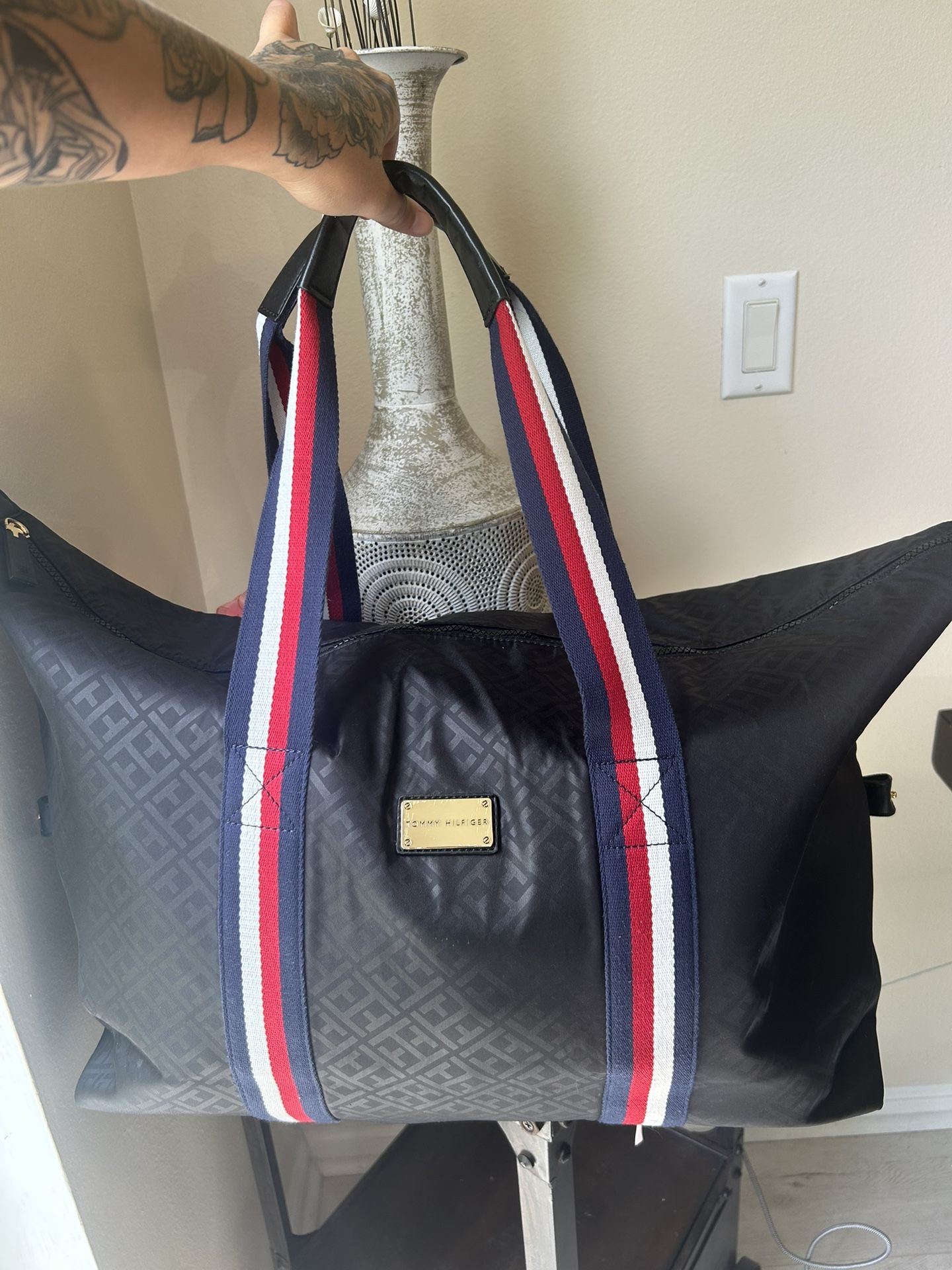 Tommy Hill figure Tote Bag