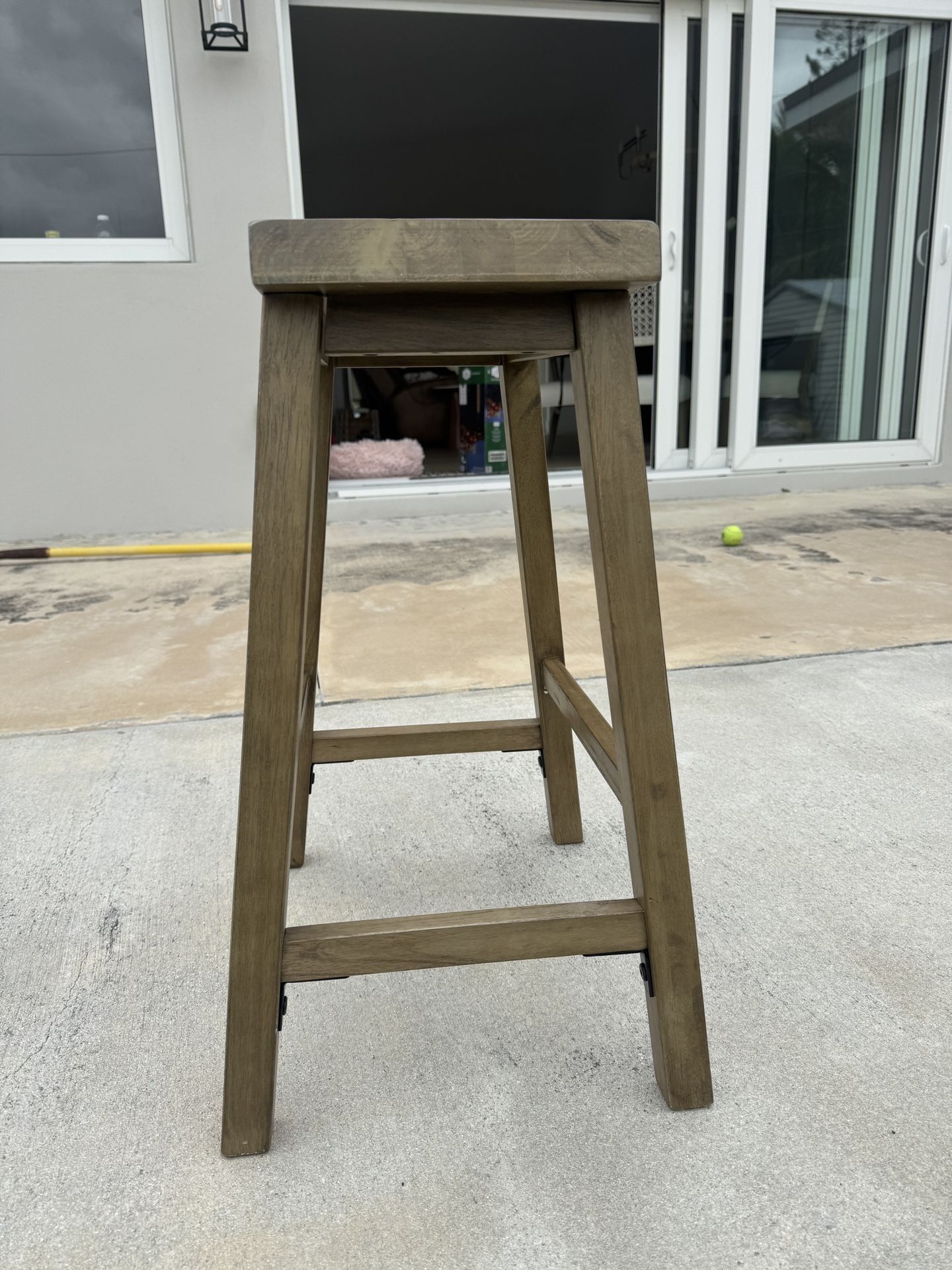 Wood Stools A Total Of 6