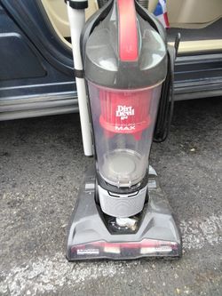 Dirt Devil Vacuum Cleaner 