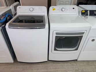LG Washer And Dryer Set
