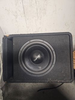 Skar Audio Subwoofer with power acoustik amp