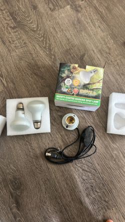Lucky hero reptile basking lamp