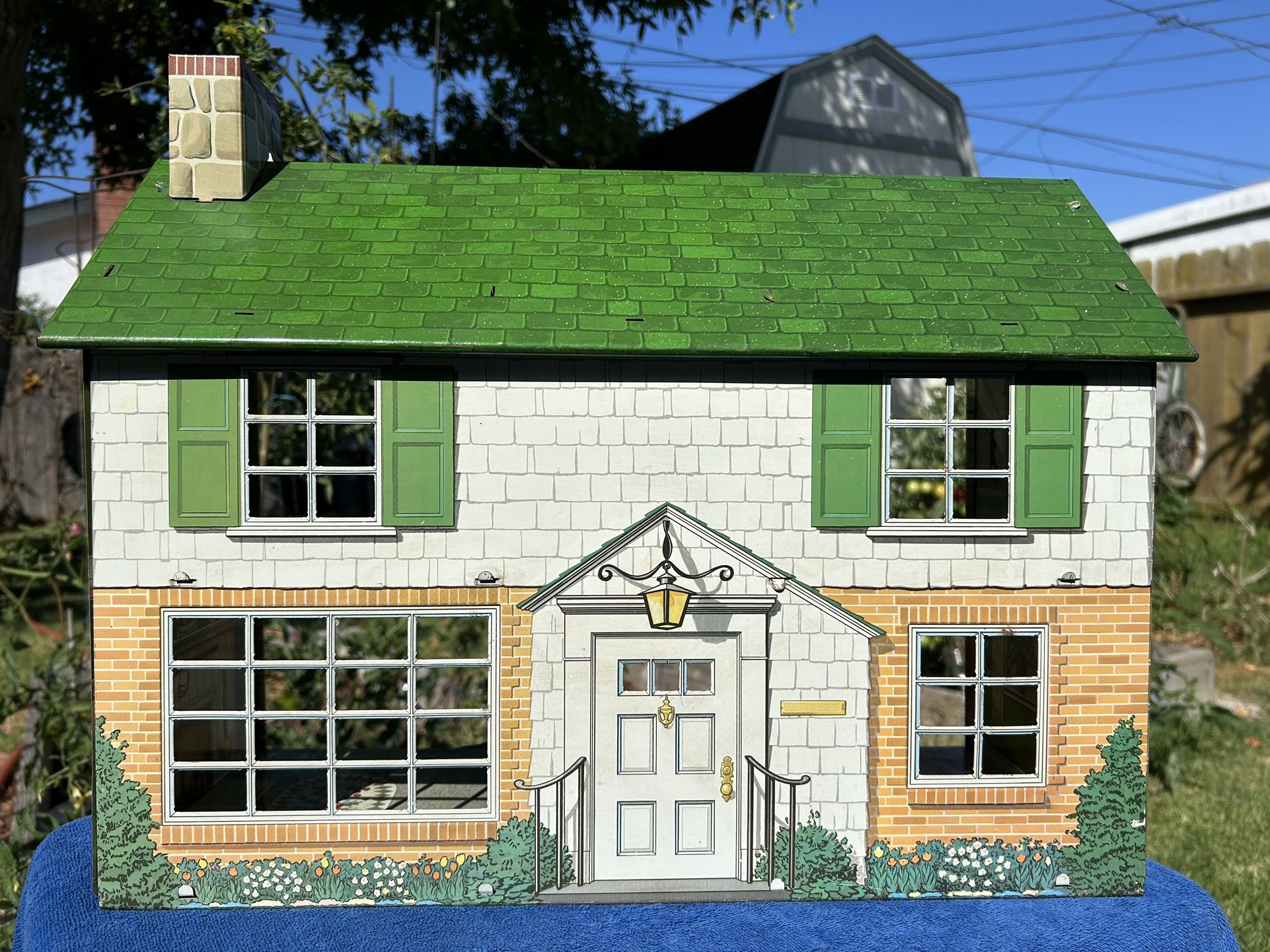 Vintage Metal Dollhouse