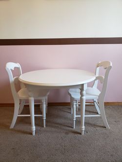Used pottery barn top childrens table and chairs