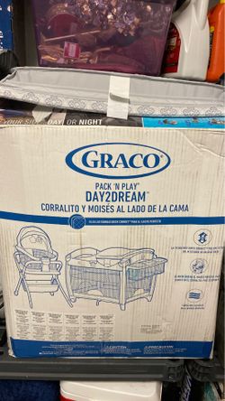 Corralito y Moisés y cambiador