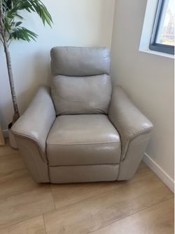 Recliner chair