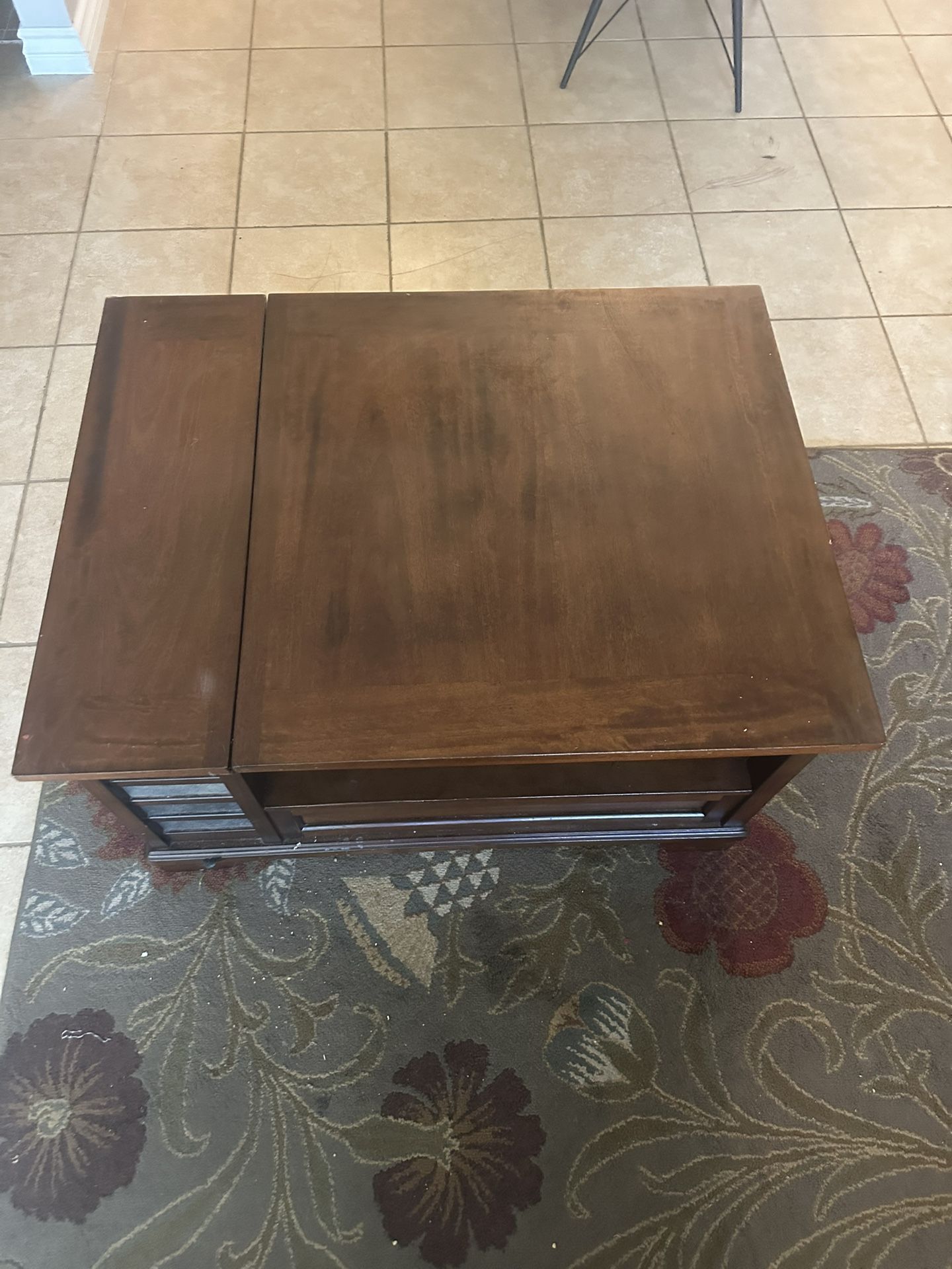 Free Lift Up Coffee Table