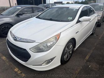 2013 Hyundai Sonata Hybrid