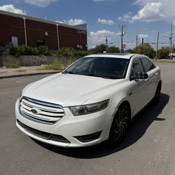 2013 Ford Taurus