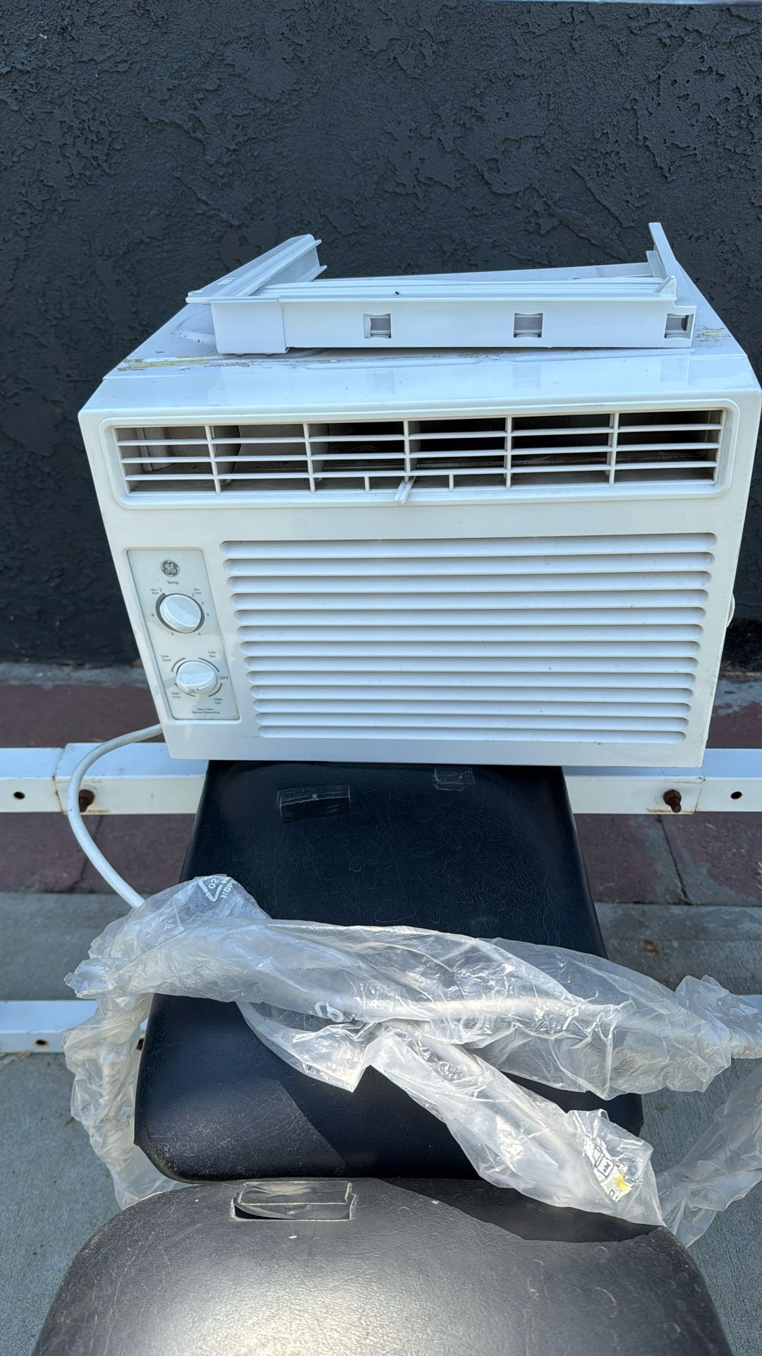 AC UNIT 5000 BTU
