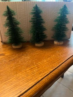 Decrotive trees