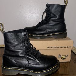 Dr. Martens 1460 Pascal Virginia Leather Lace Up Boots