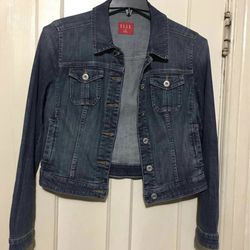 ELLE Women’s jeans jacket size M