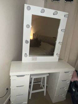 Large vanity for sale!