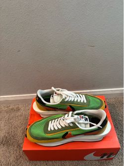 Used w og box sz 9M Nike sacai ld Waffle green gusto