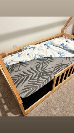 Wood House Frame Floor Bed