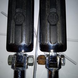 Set Of HD Riding Pegs 