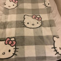 Hello Kitty Gingham Blanket