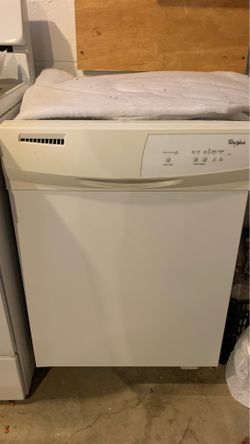 Whirlpool White Dishwasher