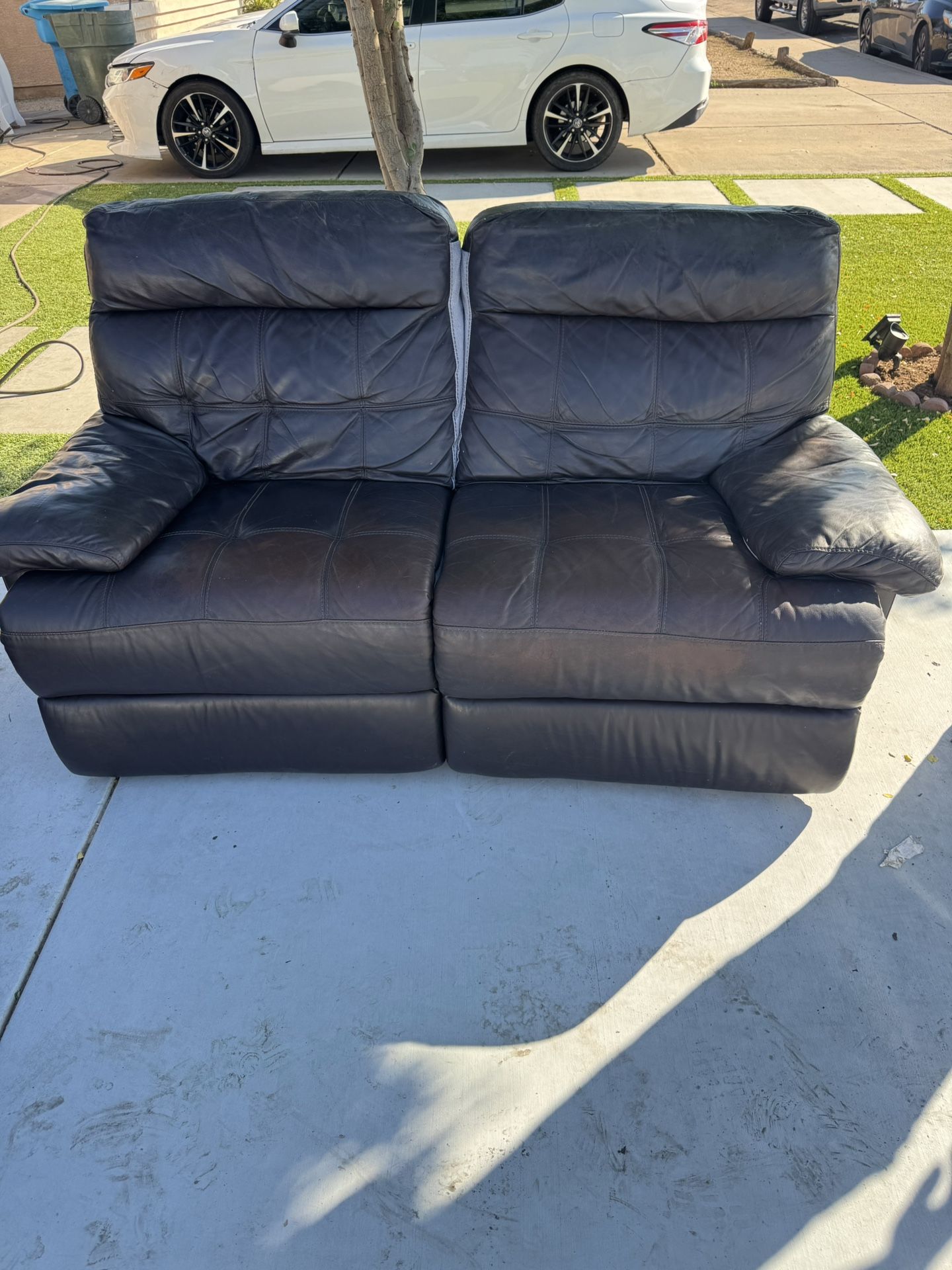 Brown Leather Reclining Sofa (2 Set)