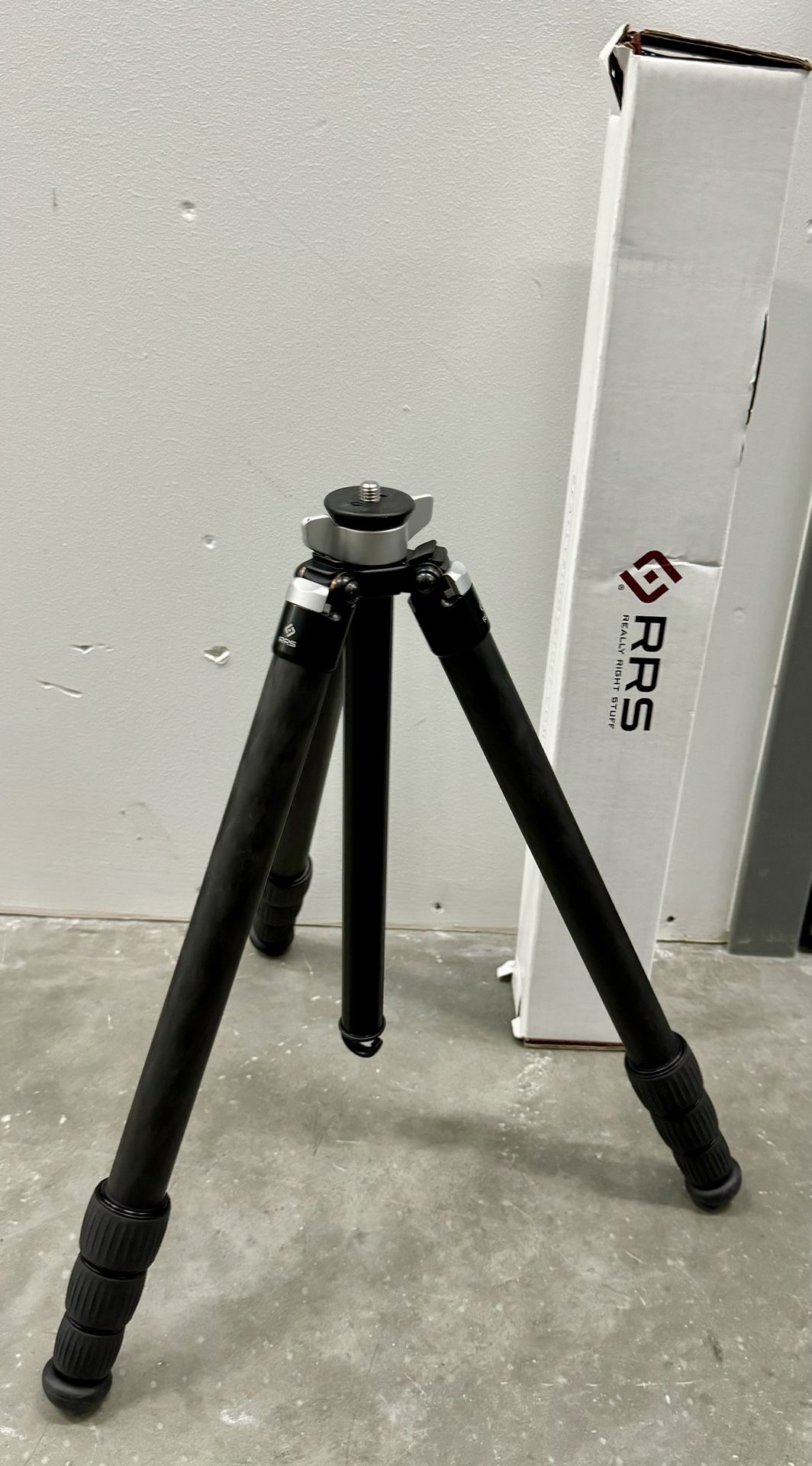 Really Right Stuff TFC-14 Series 1 Carbon Fiber Tripod + TQC conversion Kit