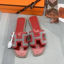 The latest Hermes slippers