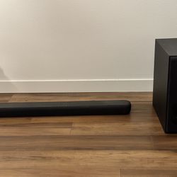 Yamaha Soundbar with Dolby audio and external subwoofer (excellent sound quality)