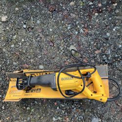 Reciprocating Dewalt  Sawzall 