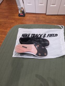 Track spikes shoes