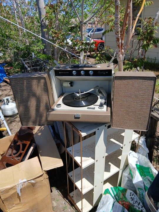 General Electric Stereo Portable Phono Record Player