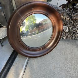 Butler Mirror/Fish Eye Feature Lenz