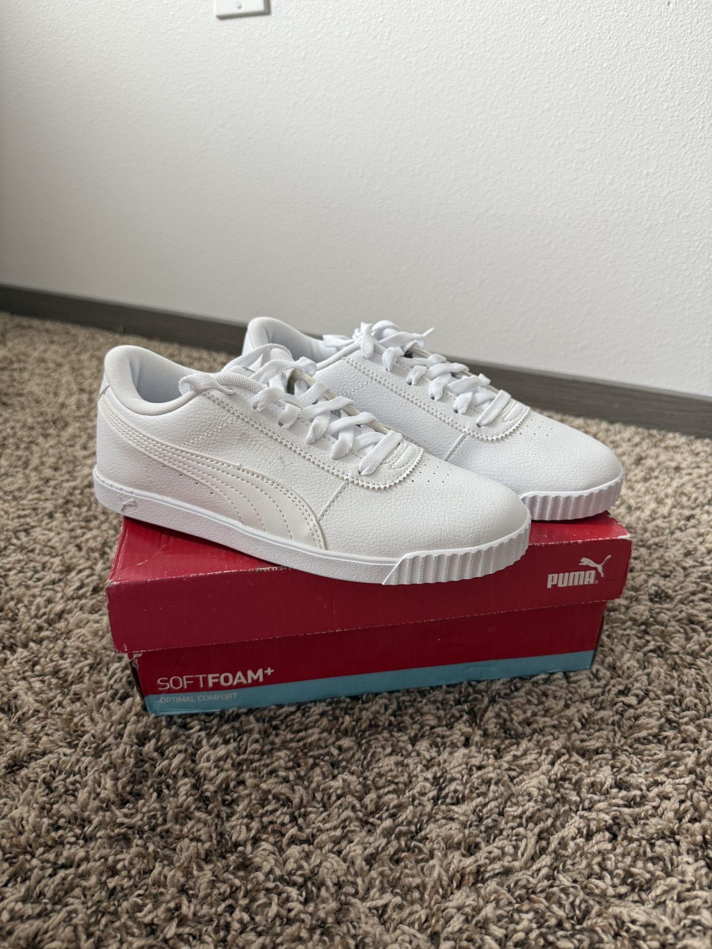 Puma sneakers size 6