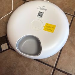 PET Feeder (automatic WiFi)