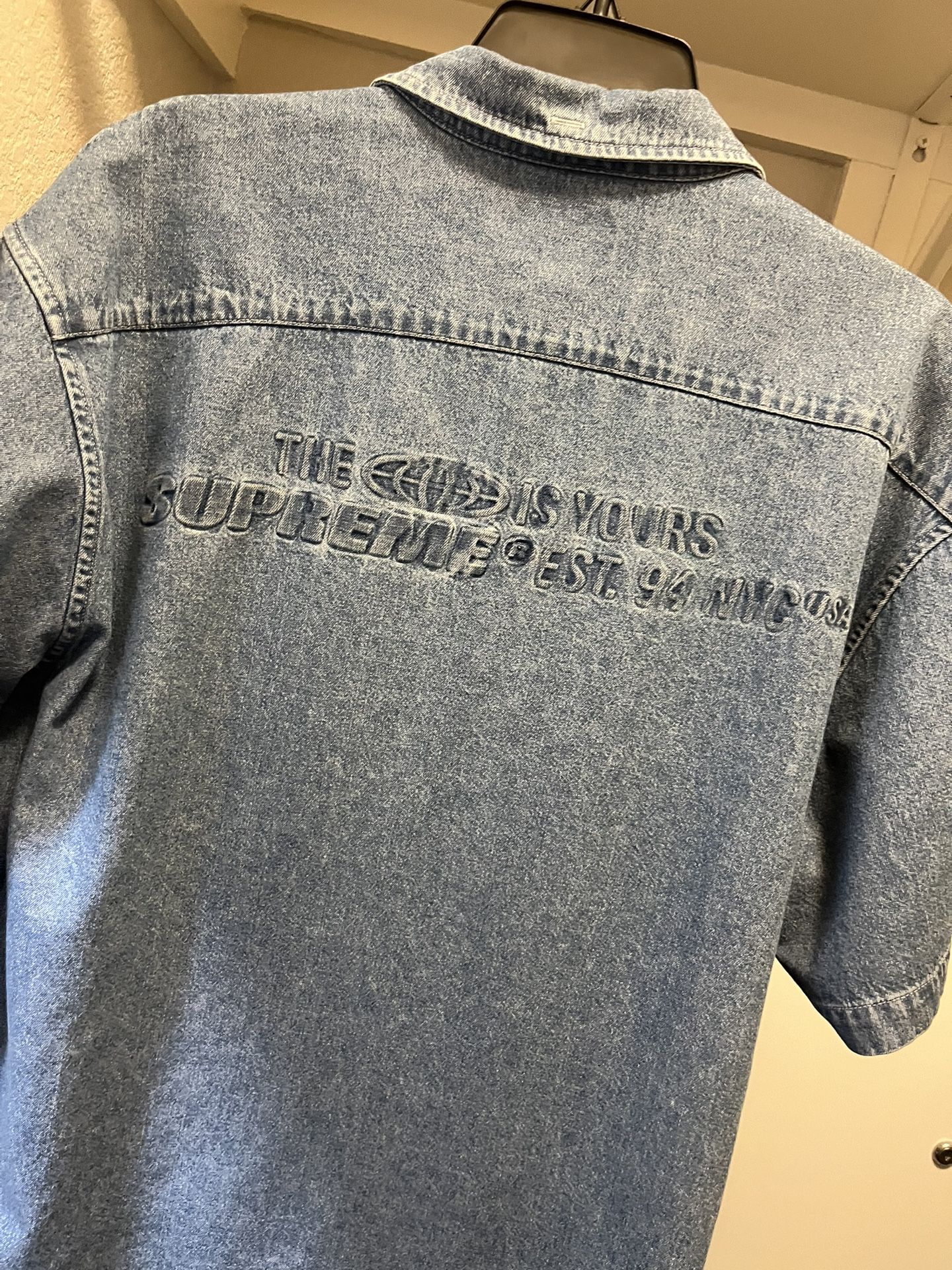Supreme Shirt Size Large Authentic