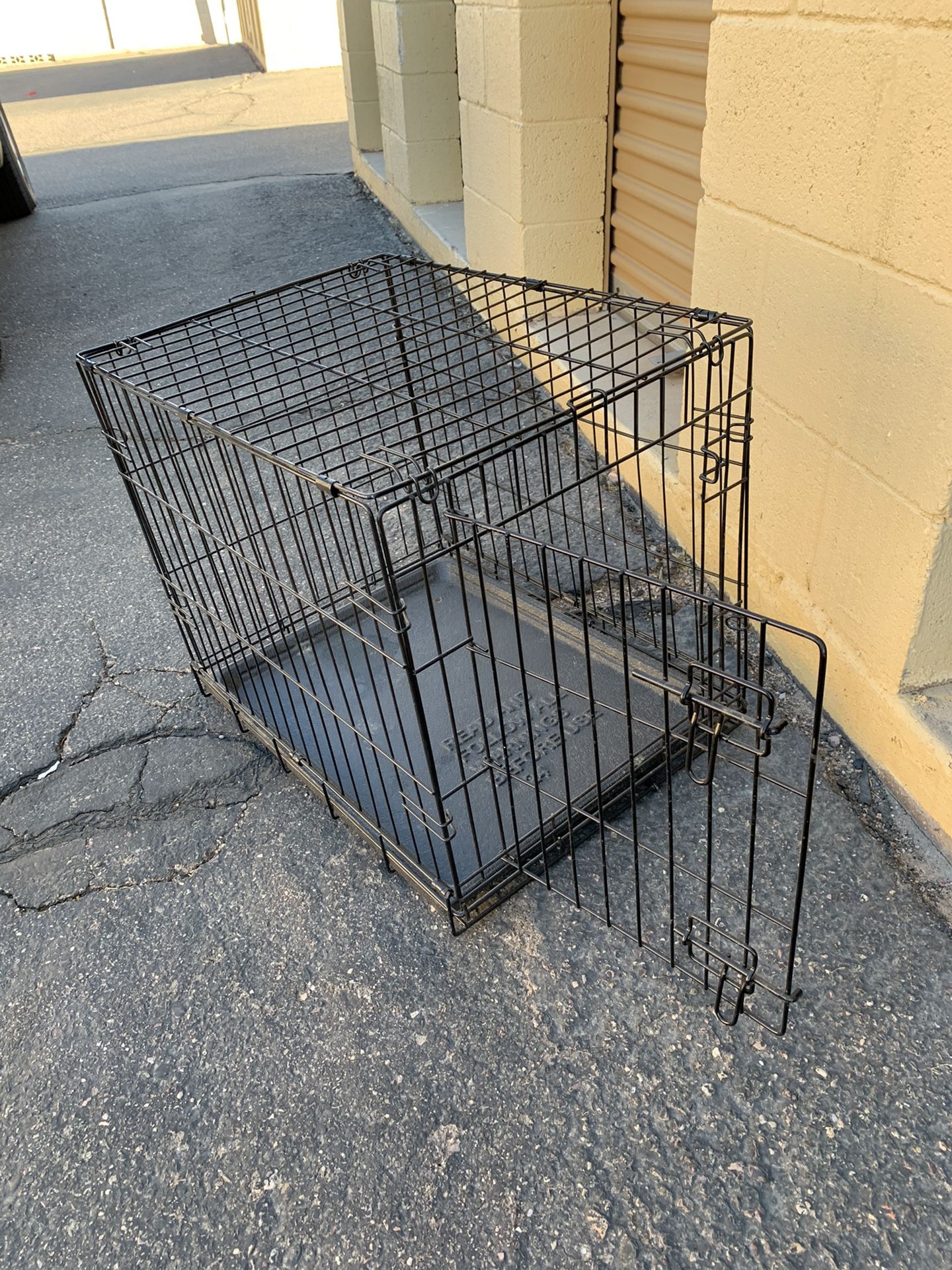 Medium sized dog crate