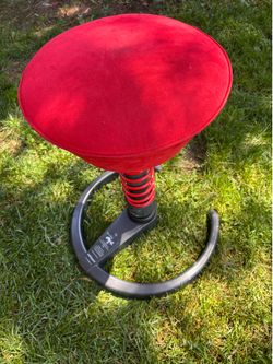 Swopper stool