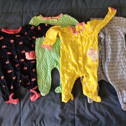 Oneasies For Babies. Size Newborn 