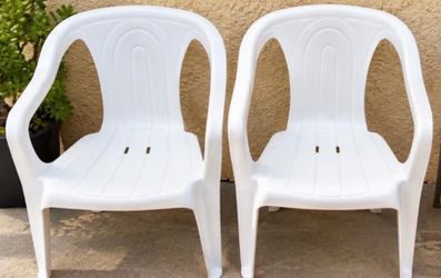 White Plastic Outdoor Chairs – Set of 2