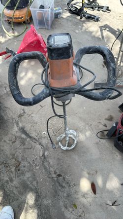 Brutus Heavy Duty Mud / Mortar Mixer w/ Paddle – $80