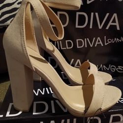 Beige Suede Heels / Size 8 1/2 & 9