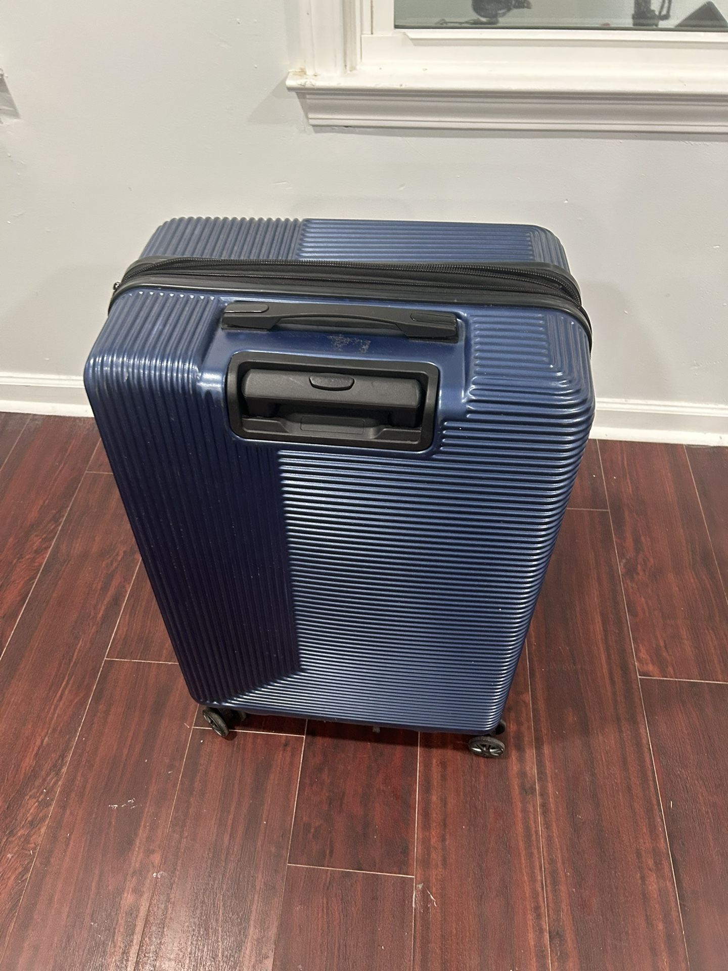 Suitcase 