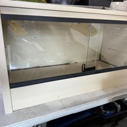 Ecoflex Terrarium Enclosure 