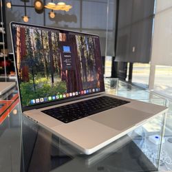 Apple 16” MacBook Pro M1 Pro Chip 32GB Ram 512SSD! 90 day warranty! We offer financing!