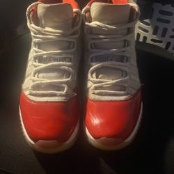 Jordan 11 Cherry