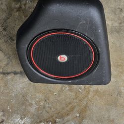 Chrysler 300 Beats Audio Subwoofer