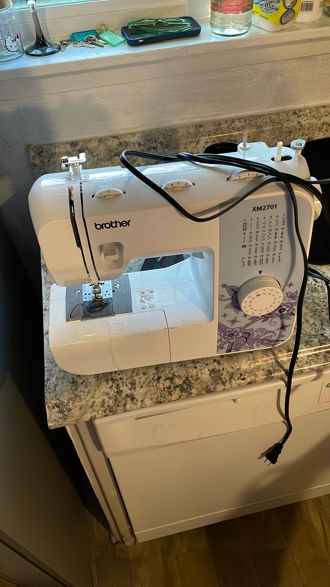 Brother XM2701 27-Stitch Sewing Machine